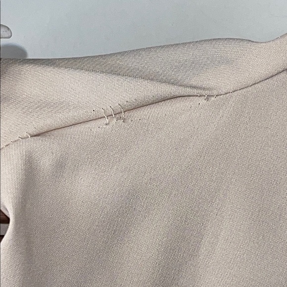 EUC Ninety Women’s Cream Collared Dress Shirt Size 2X #219 - Picture 5 of 6